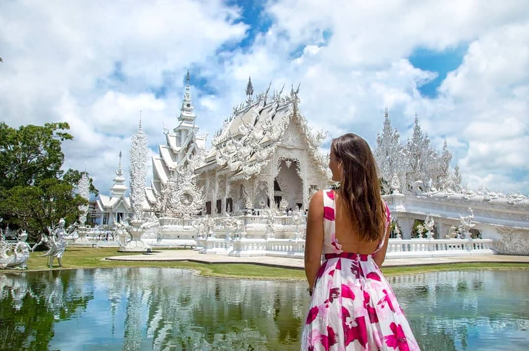 A detailed guide to Wat Rong Khun - White temple in Chiang Rai