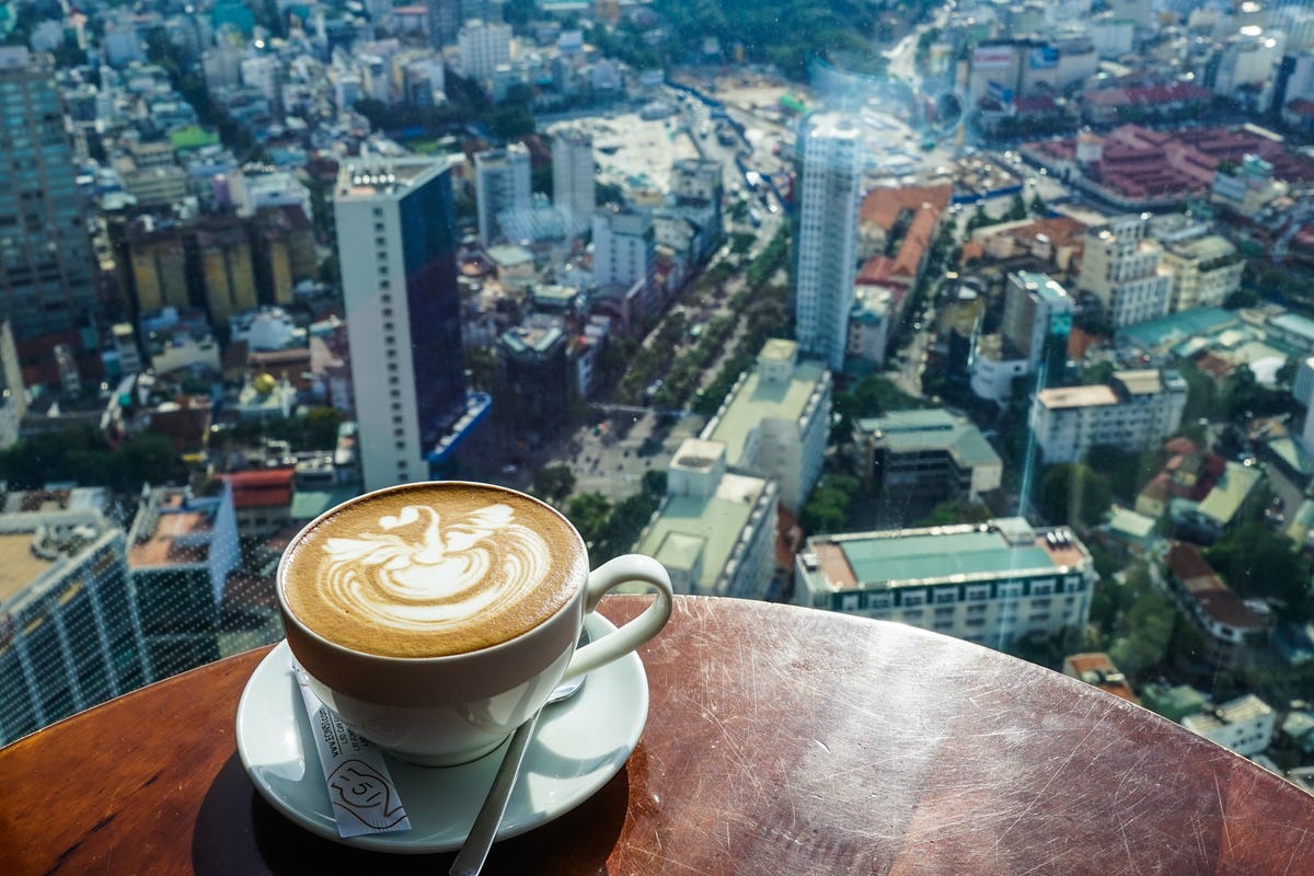 The never-sleep Saigon: our local picks 08 coffees that open 24/7